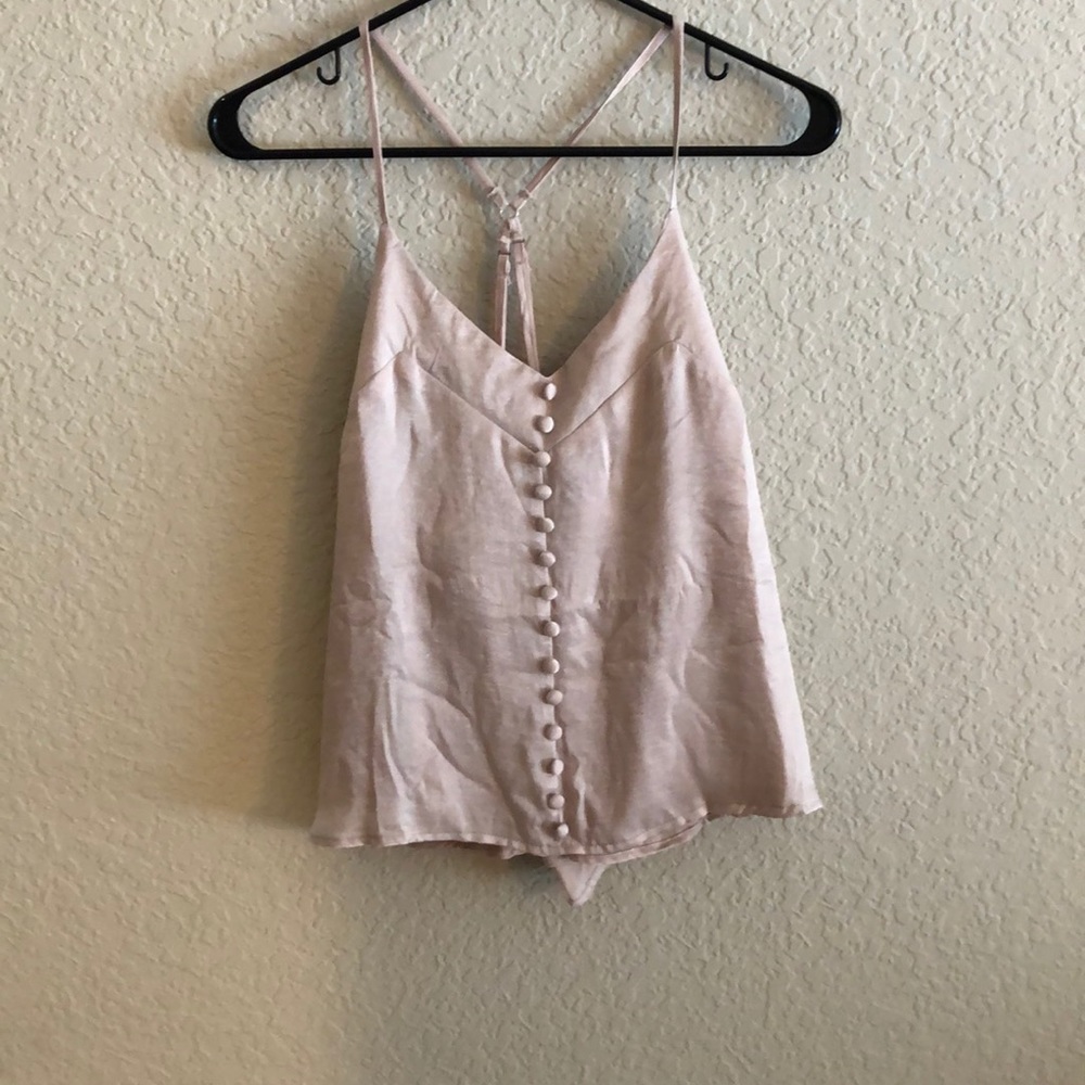 Button tank